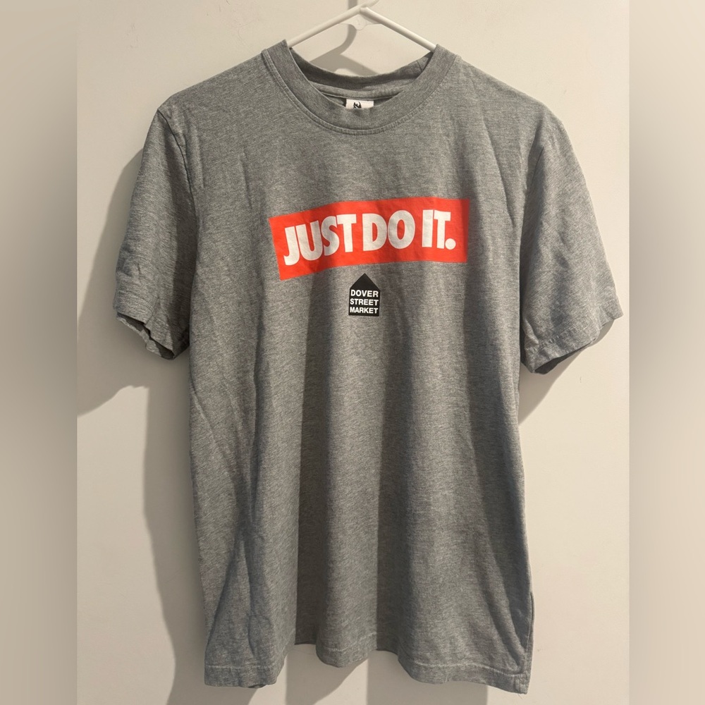 Nike DSM Dover Street Market Graphic T-Shirt Just Do It Men’s Size Medium